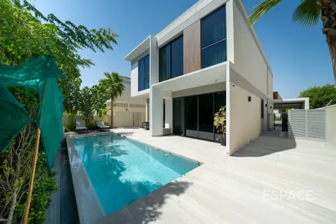Tilal Al Ghaf, Dubai, UAE의 빌라 침실 4개, 372제곱미터 번호 738241