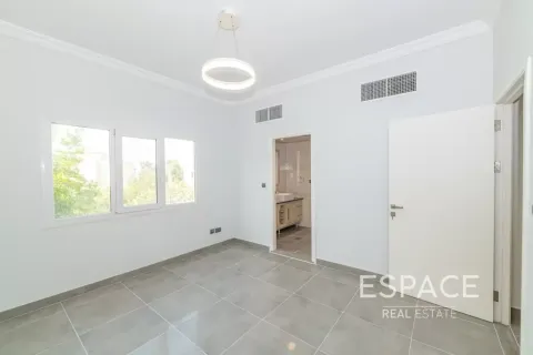 Villa sa Meadows, Dubai, UAE 4 silid-tulugan, 373 sq.m. № 738244 - larawan 14