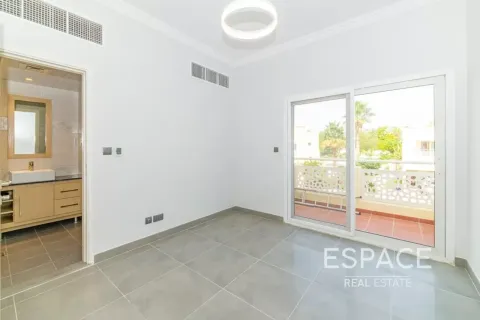 Villa sa Meadows, Dubai, UAE 4 silid-tulugan, 373 sq.m. № 738244 - larawan 18