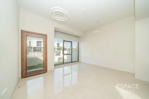 Al Furjan, Dubai, संयुक्त अरब अमीरात में टाउनहाउस, 4 बेडरूम, 236 वर्ग मीटर, संख्या 738242