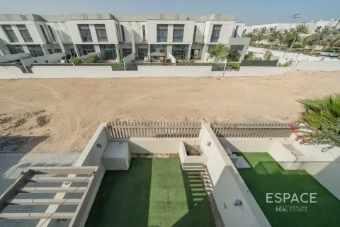 Adosado en alquiler en Al Furjan, Dubai, EAU 4 dormitorios, 236 m2 № 738242 - foto 15