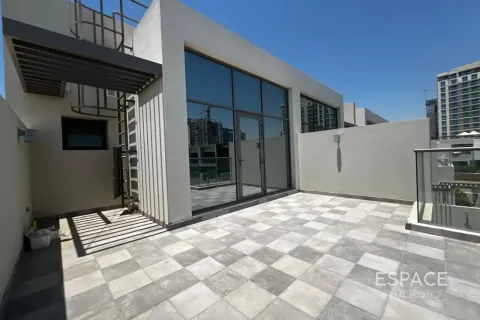 Villa te huur in Al Furjan, Dubai, VAE 4 slaapkamers, 242 vr.m., nr 738246 - foto 12