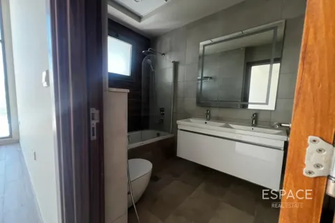 Villa te huur in Al Furjan, Dubai, VAE 4 slaapkamers, 242 vr.m., nr 738246 - foto 11