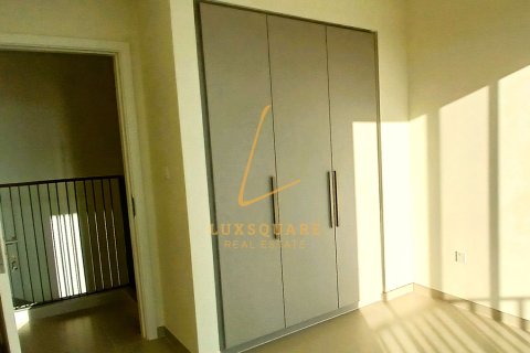Villa en alquiler en Dubai South (Dubai World Central), Dubai, EAU 3 dormitorios, 141 m2 № 738739 - foto 19
