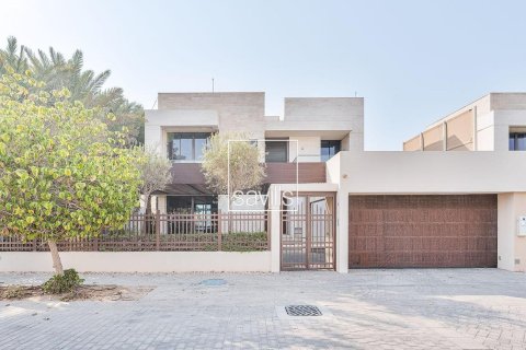 Huvila Saadiyat Island, Abu Dhabi, Arabiemiraatit 5 makuuhuonetta, 946.96 m2 № 761257 - kuva 21