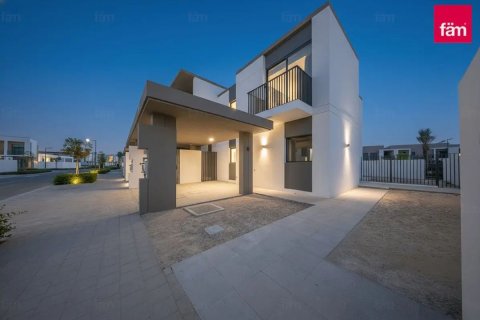 Řadový dům v Dubai, SAE 4 ložnice, 259.1 m² Č.: 720971
