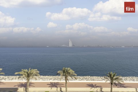 Apartment in Palm Jumeirah, Dubai, UAE 1 bedroom, 107.6 sq.m. № 751468