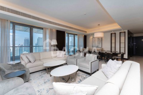 Ático en venta en Downtown Dubai (Downtown Burj Dubai), Dubai, EAU 4 dormitorios, 429 m2 № 766085 - foto 4