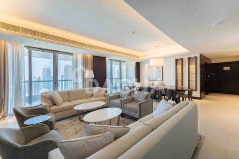 Ático en venta en Downtown Dubai (Downtown Burj Dubai), Dubai, EAU 4 dormitorios, 429 m2 № 766085 - foto 6