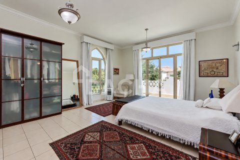 Villa in Jumeirah Islands, Dubai, UAE 4 bedrooms, 506 sq.m. № 766084 - photo 20