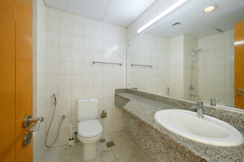 Apartment til salg i Discovery Gardens, Dubai, UAE 2 soveværelser, 147.44 kvm № 748226 - foto 11