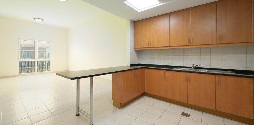 Apartment i Discovery Gardens, Dubai, UAE 2 soveværelser, 147.44 kvm № 748226