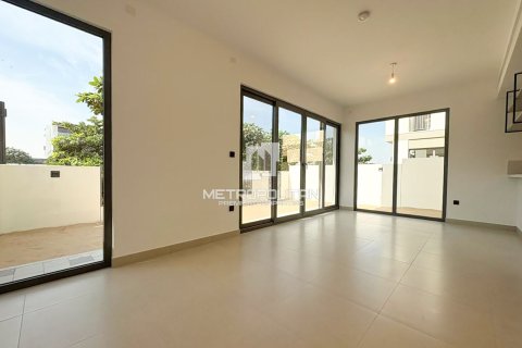 Villa in Tilal Al Ghaf, Dubai, UAE 4 bedrooms, 222 sq.m. № 665141 - photo 2