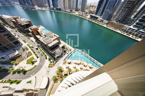 Business Bay, Dubai, UAE의 임대용 아파트 침실 3개, 313.27제곱미터 번호 768575 - 사진 21