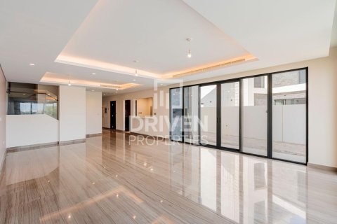 Stadthaus zur Miete in DAMAC Hills (Akoya by DAMAC), Dubai, VAE 6 Schlafzimmer, 291.07 m2 Nr. 757147 - Foto 4