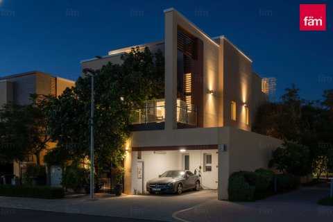 Villa en Al Barsha, Dubai, EAU 4 dormitorios, 352.6 m² № 711405