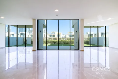 Villa en venta en Dubai Hills Estate, Dubai, EAU 5 dormitorios, 921 m2 № 737829 - foto 4