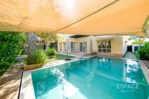 Villa Meadows, Dubaijā, AAE 5 istabas, 458 m2 Nr. 737834 - attēls 20