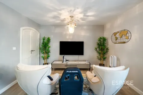 Villa Meadows, Dubaijā, AAE 5 istabas, 458 m2 Nr. 737834 - attēls 13
