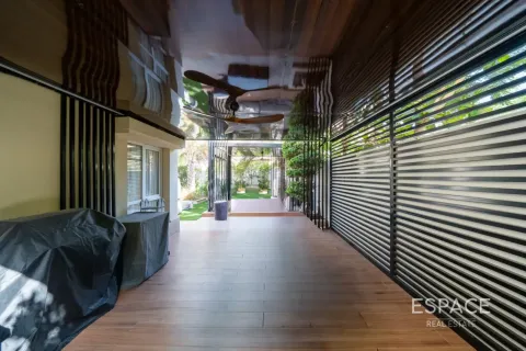 Villa Meadows, Dubaijā, AAE 5 istabas, 458 m2 Nr. 737834 - attēls 19