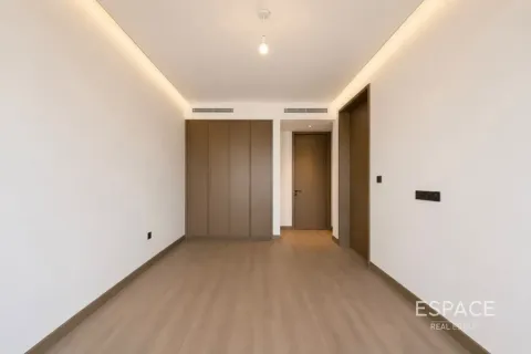 Huvila Tilal Al Ghaf, Dubai, Arabiemiraatit 5 makuuhuonetta, 557 m2 № 737832 - kuva 5