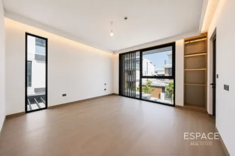 Huvila Tilal Al Ghaf, Dubai, Arabiemiraatit 5 makuuhuonetta, 557 m2 № 737832 - kuva 9