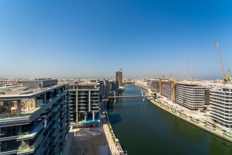 Penthouse in AL WASL TOWER in Sheikh Zayed Road, Dubai, UAE 2 bedrooms, 147 sq.m. № 696428