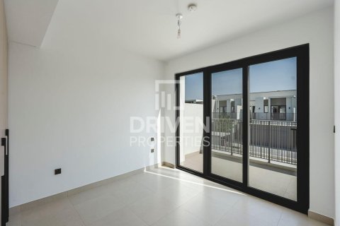 Kaupunkipientalo Tilal Al Ghaf, Dubai, Arabiemiraatit 3 makuuhuonetta, 142.33 m2 № 746907 - kuva 6