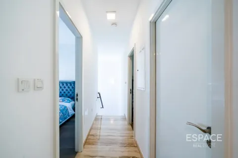 Townhouse til salg i Dubai, UAE 4 soveværelser, 218 kvm № 737913 - foto 16
