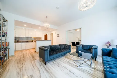Townhouse til salg i Dubai, UAE 4 soveværelser, 218 kvm № 737913 - foto 3