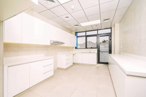Apartamento para arrendamento em Al Heerah, Sharjah, EAU 3 quartos, 239.13 m2 № 751086 - foto 10