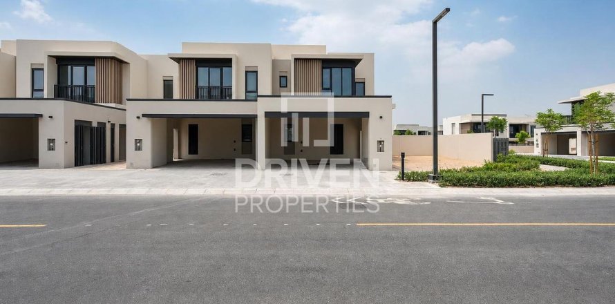 Villa in Jebel Ali, Dubai, VAE 4 slaapkamers, 456.71 vr.m. nr 759720