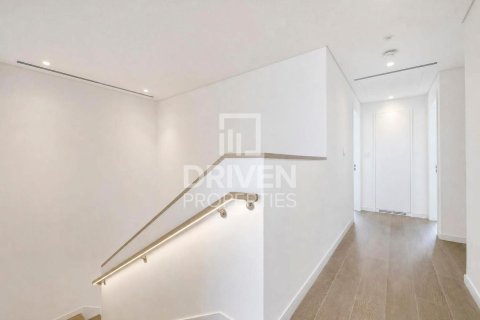 Villa te huur in Jebel Ali, Dubai, VAE 4 slaapkamers, 456.71 vr.m., nr 759720 - foto 18