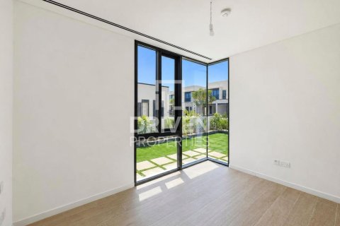 Villa te huur in Jebel Ali, Dubai, VAE 4 slaapkamers, 456.71 vr.m., nr 759720 - foto 19