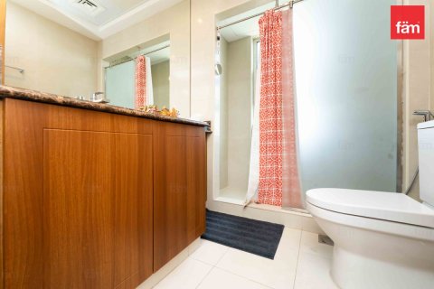 Villa til salgs i Dubai, Emiratene 3 soverom, 815.2 kvm Nr. 712982 - Foto 24