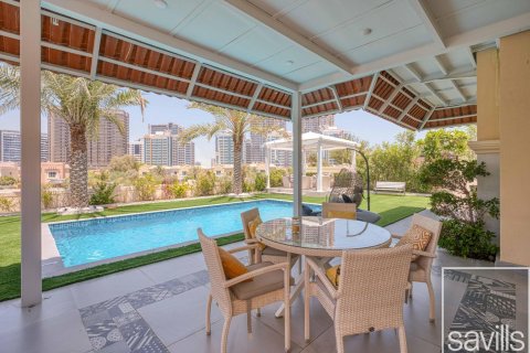Huvila Dubai Sports City, Dubai, Arabiemiraatit 5 makuuhuonetta, 640.38 m2 № 761184 - kuva 9