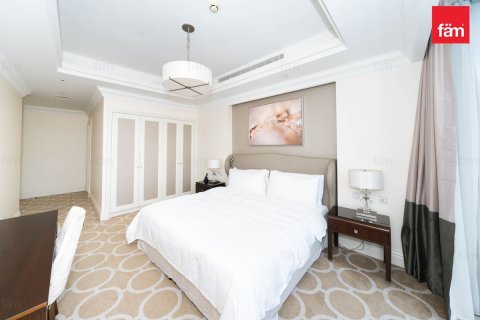 Appartement te huur in Downtown Dubai (Downtown Burj Dubai), Dubai, VAE 2 slaapkamers, 118.1 vr.m., nr 738863 - foto 6