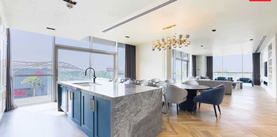 Byt v City Walk, Dubai, SAE 3 ložnice, 264.2 m² Č.: 738867