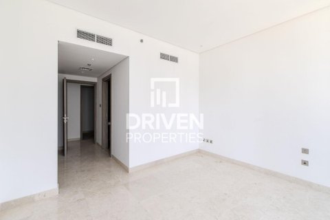 Lägenhet till försäljning i Business Bay, Dubai, UAE 2 sovrum, 157.01 kvm Nr. 767216 - fotografi 8