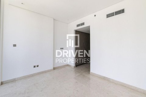 Lägenhet till försäljning i Business Bay, Dubai, UAE 2 sovrum, 157.01 kvm Nr. 767216 - fotografi 7