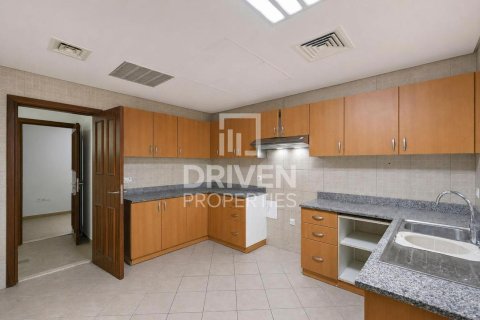 Villa sa Falcon City of Wonders, Dubai, UAE 4 silid-tulugan, 324.05 sq.m. № 762086 - larawan 5