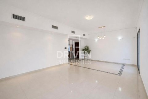 Villa sa Falcon City of Wonders, Dubai, UAE 4 silid-tulugan, 324.05 sq.m. № 762086 - larawan 3