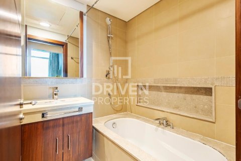 Apartment in Downtown Dubai (Downtown Burj Dubai), Dubai, UAE 3 bedrooms, 165.37 sq.m. № 762089 - photo 17