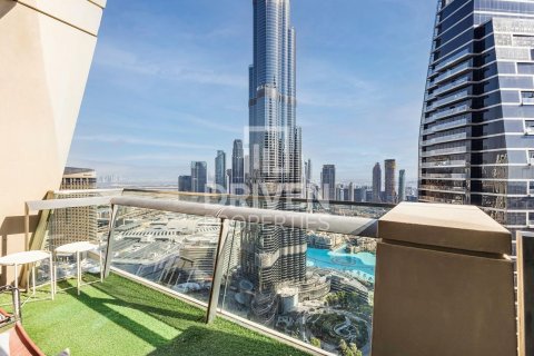 Apartment in Downtown Dubai (Downtown Burj Dubai), Dubai, UAE 3 bedrooms, 165.37 sq.m. № 762089 - photo 2