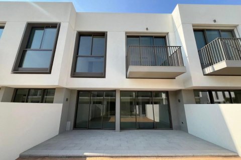 Városi lakóépület itt: Dubai, EAE, 3 hálószoba, 174 m², azonosító: 766605