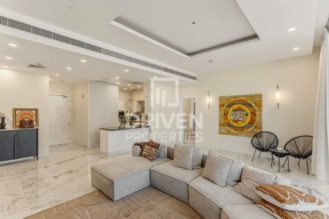 דירה להשכרה ב Palm Jumeirah, Dubai, איחוד האמירויות 2 חדרי שינה, 158.77 מ"ר, מספר 768507 - תמונה 3