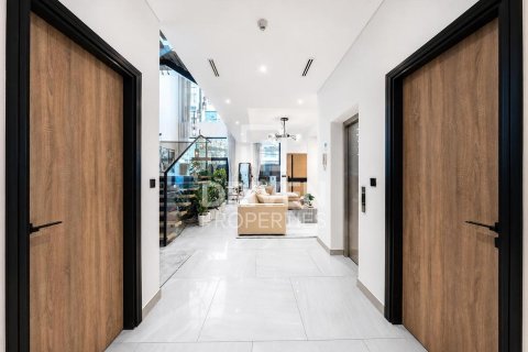 טאונהאוס להשכרה ב Jumeirah Village Circle, Dubai, איחוד האמירויות 4 חדרי שינה, 197.6 מ"ר, מספר 768509 - תמונה 16