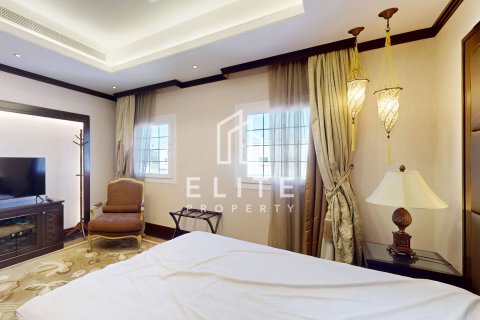 Vila u Al Jafiliya, Dubai, UAE 6 spavaćih soba, 741 m2 Br. 736242 - fotografija 15