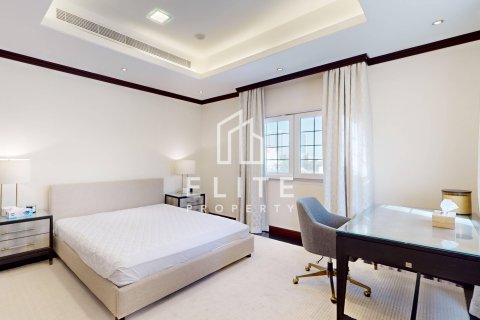 Vila u Al Jafiliya, Dubai, UAE 6 spavaćih soba, 741 m2 Br. 736242 - fotografija 23