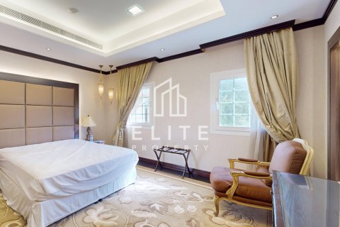 Vila u Al Jafiliya, Dubai, UAE 6 spavaćih soba, 741 m2 Br. 736242 - fotografija 11
